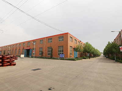 The expansion of 110000 square meters, the completion of the cast steel industrial park, the design production capacity of 20000 tons, marking the formation of a one-stop production capacity of cast steel products. The expansion of 110000 square meters, the completion of the cast steel industrial park, the design production capacity of 20000 tons, marking the formation of a one-stop production capacity of cast steel products.